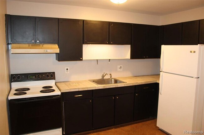 Foto del edificio - 26309 Seven Mile W