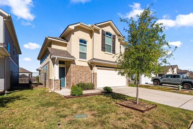 Building Photo - Luxurious 3 bedrooms 2.5 bathrooms home in Vistas of Austin!!!