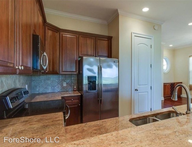 Building Photo - 31 Seagrass Landing Ct