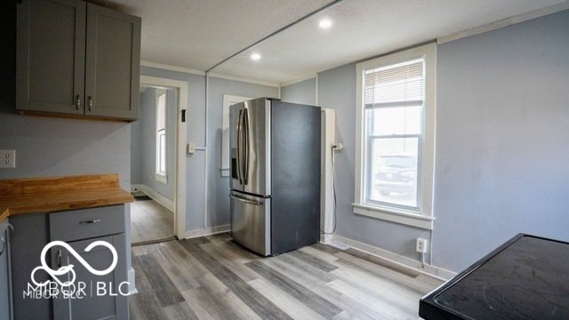 Foto del edificio - 352 W 28th St