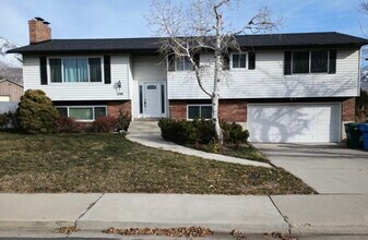 Building Photo - 1342 N 500 W St