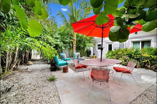 Foto del edificio - 1210 Bay Palm Blvd