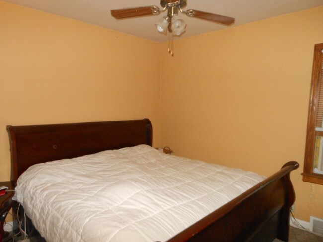 Foto del edificio - 412 W 64th St