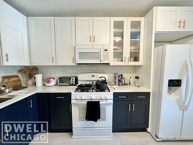 Foto del edificio - 2943 N Fairfield Ave