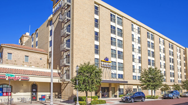 La mejor ubicación y relación entre precio y calidad en Lubbock - ¡Al otro lado de la calle de Texas Tech! - ULofts Apartments