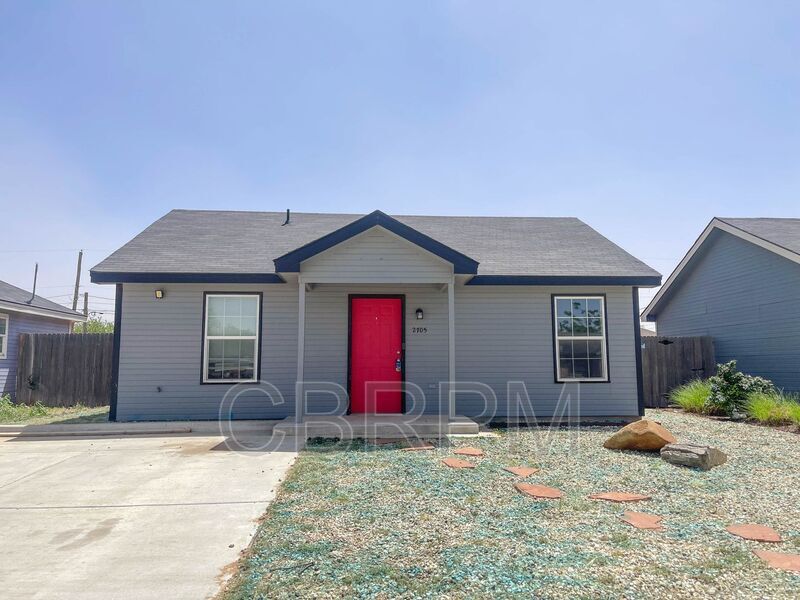Primary Photo - 2705 Cornell St