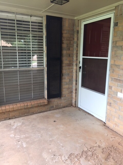 Building Photo - 528 Wild Wind Rd