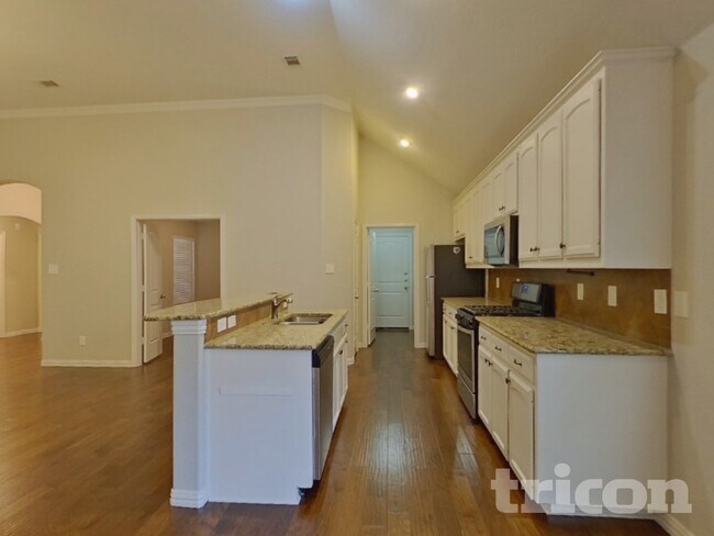 Foto del edificio - 7432 Durness Dr
