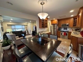 Foto del edificio - 792 Park Ln S