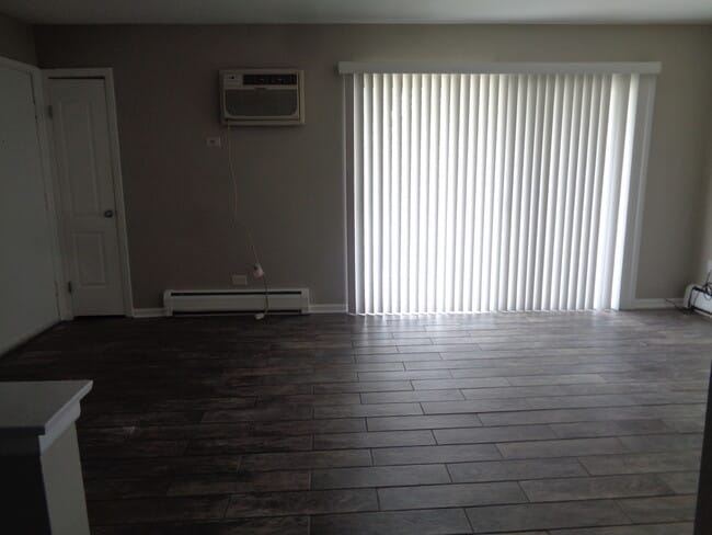 Building Photo - 8139 83rd Pl