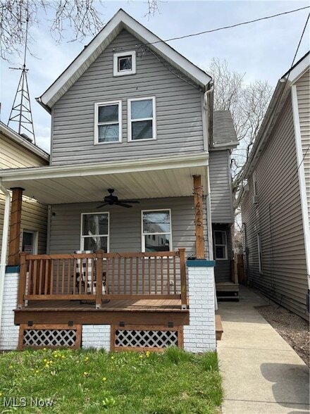 1445 W 52nd St Cleveland, OH 44102 – photo 1