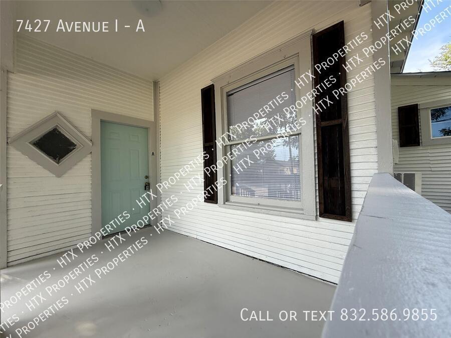 Primary Photo - 7427 Avenue I