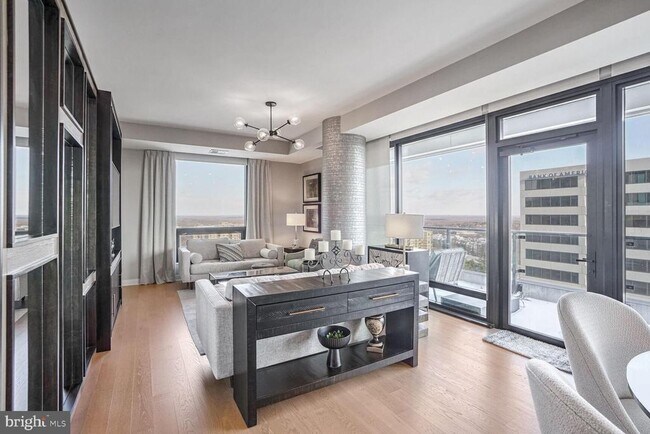 Foto del edificio - 1650 Silver Hill Dr