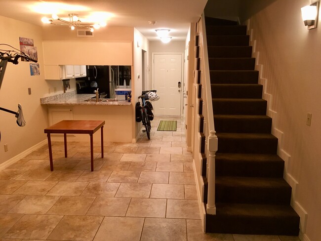 Dimmable light fixture in dining room - 1519 N Leverett Ave