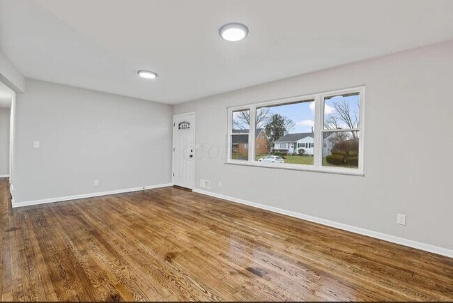 Foto del edificio - 4403 E Mound St