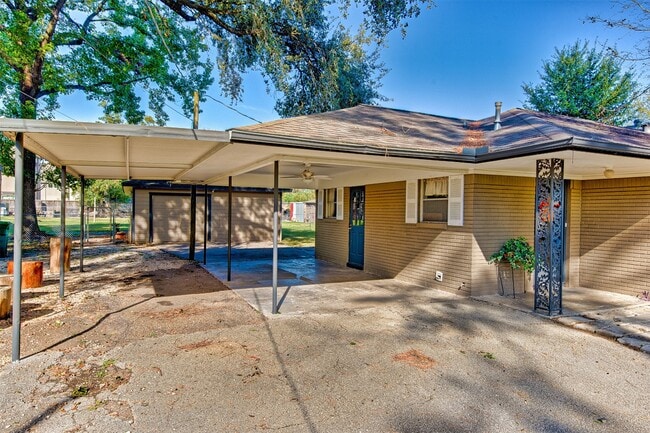 Foto del edificio - 918 Lehman St