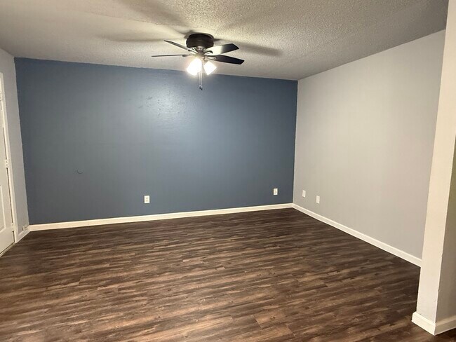 Foto del edificio - 2215 N 23rd St