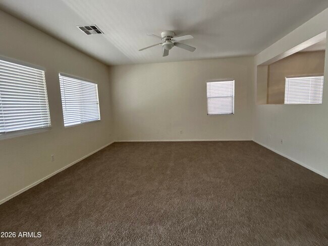 Foto del edificio - 6809 W Nicolet Ave