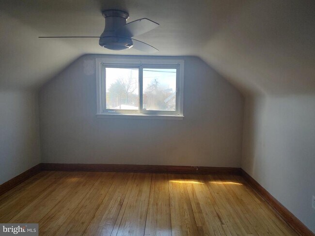 Foto del edificio - 2908 5th Ave