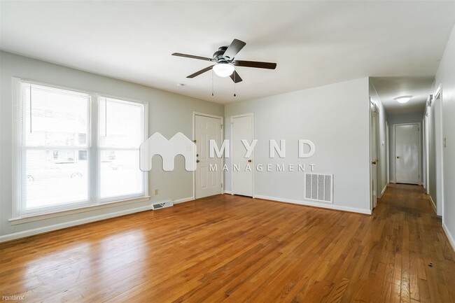 Foto del edificio - 3 br, 1.5 bath House - 504 Peyton St