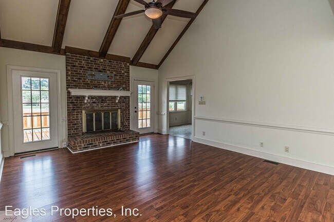 Foto del edificio - 3 br, 2 bath House - 3814 Central Heights ...