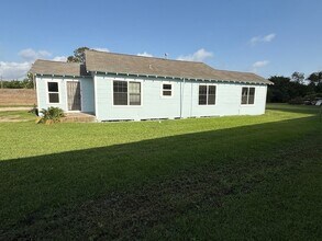 Building Photo - 4822 W Cedar Bayou Lynchburg Rd