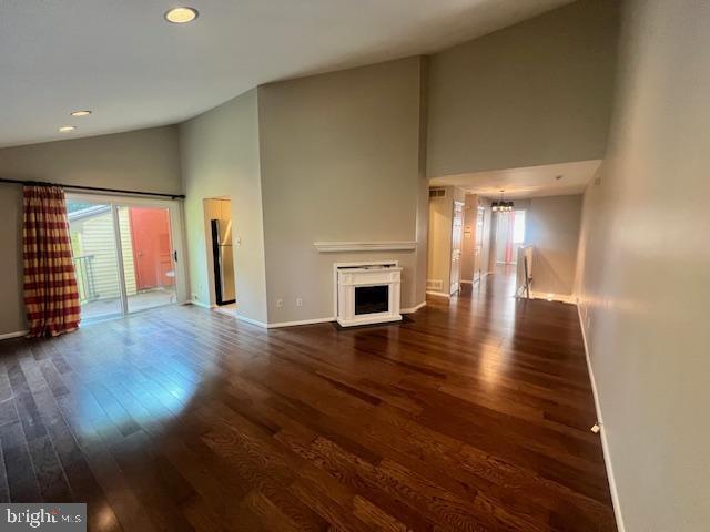 Foto del edificio - 106B Cypress Point Cir