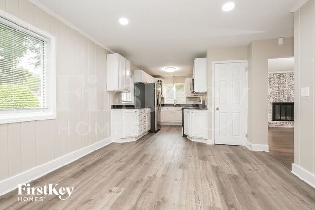 Foto del edificio - 1329 Berwick Rd SW