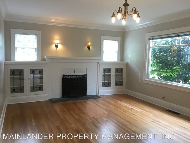 Foto del edificio - 4 br, 1.5 bath House - 4068 NE 23RD AVE