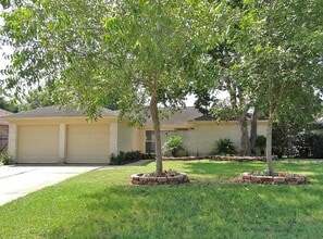 Building Photo - 5339 Linda Ln