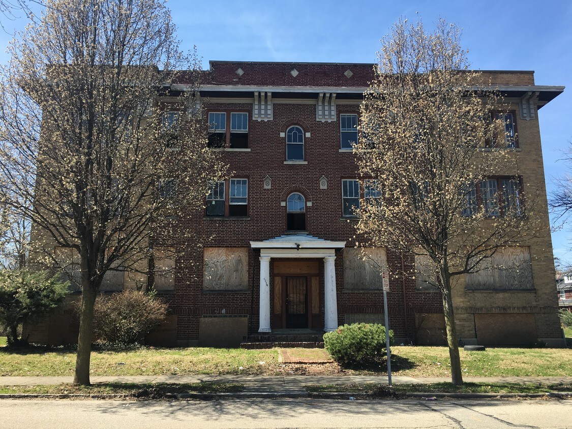 Building Photo - 3219 Fairfield Ave