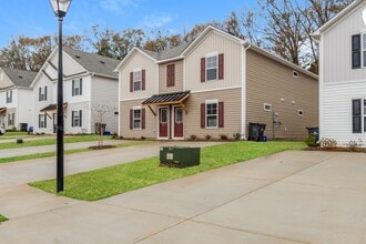 Building Photo - 327 Noble Ln