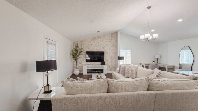 Foto del edificio - 300 W 23rd Pl