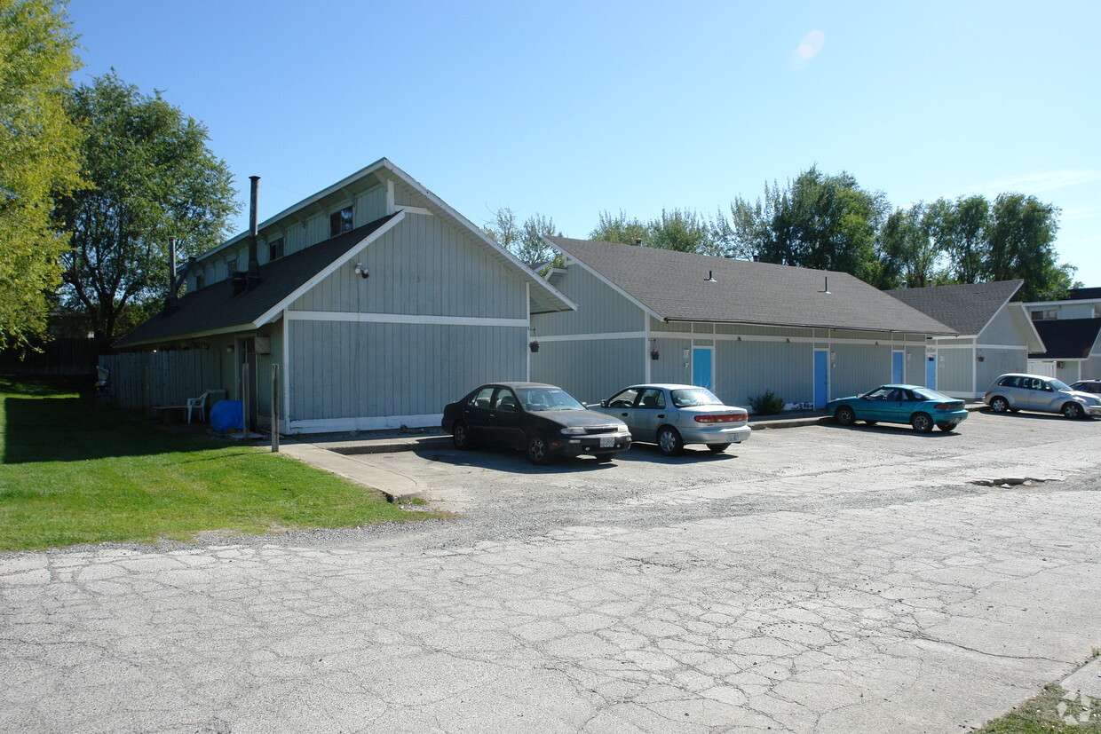 Building Photo - Regency Park Apartments