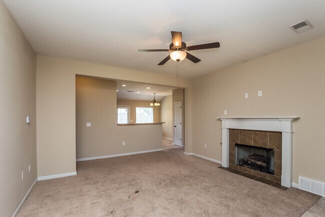 Foto del edificio - 2733 Sapper Ln