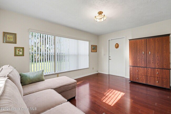 Foto del edificio - 108 Delvalle St