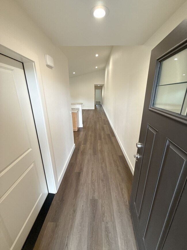 Building Photo - 4251-4253 Wyoming Street