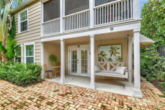 Building Photo - 237 Dyer Rd