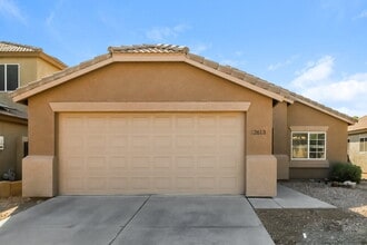 Building Photo - 12613 W Bloomfield Rd