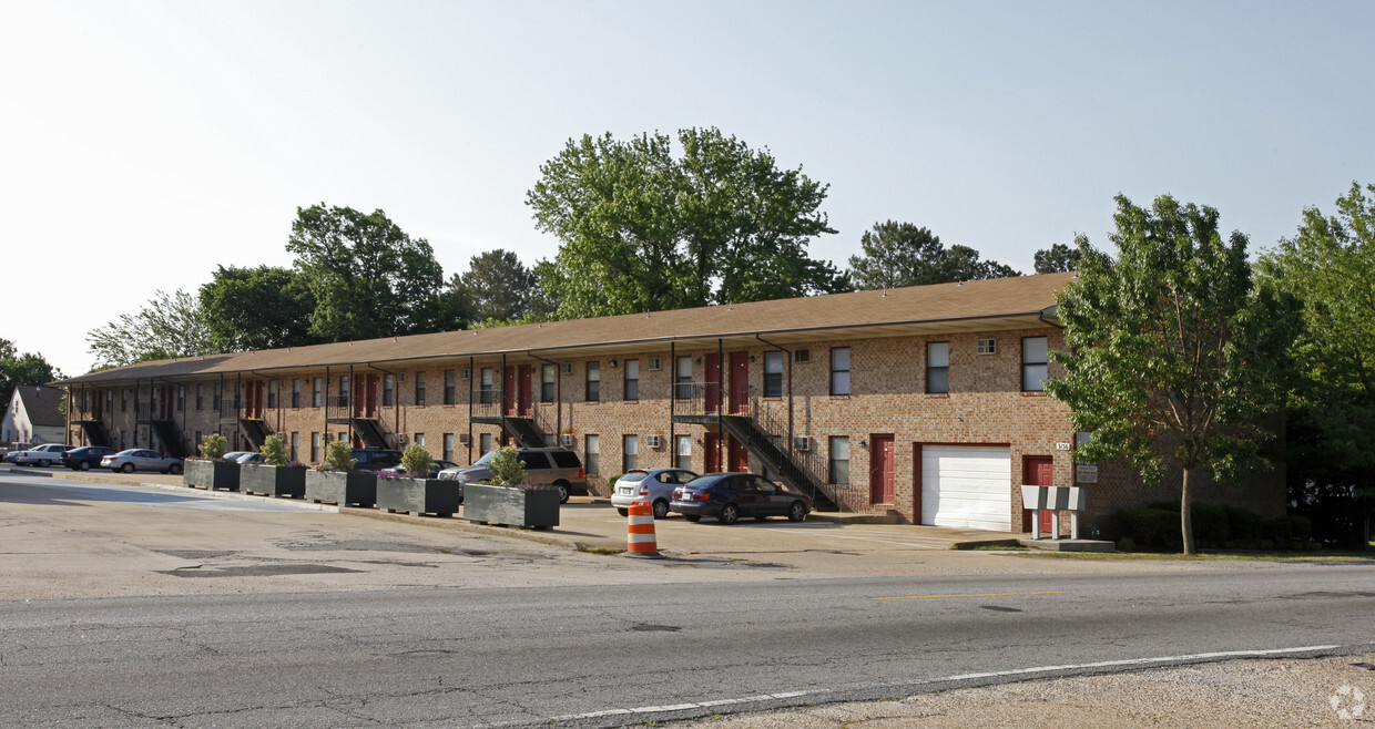 Primary Photo - Alexis Apartments