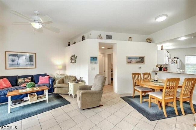 Foto del edificio - 12171 Summergate Cir