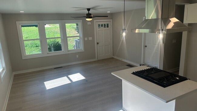 Building Photo - 2071 W Flat Shoals Ter