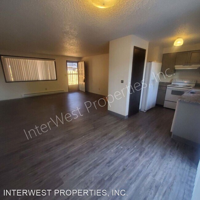 Foto del edificio - 3 br, 1 bath House - 5022 SE LONG