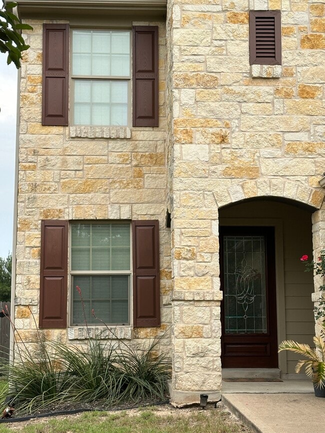 Building Photo - 177 Flagstone Trl