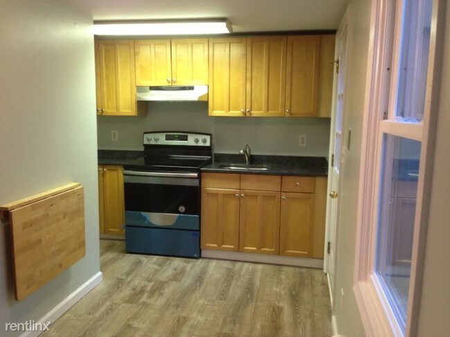 Building Photo - 472 Wheelers Farm Rd