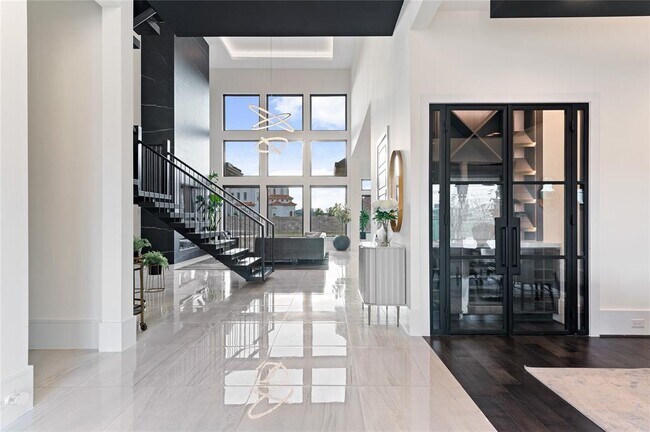 Building Photo - 30 Alexandra Wy Cir