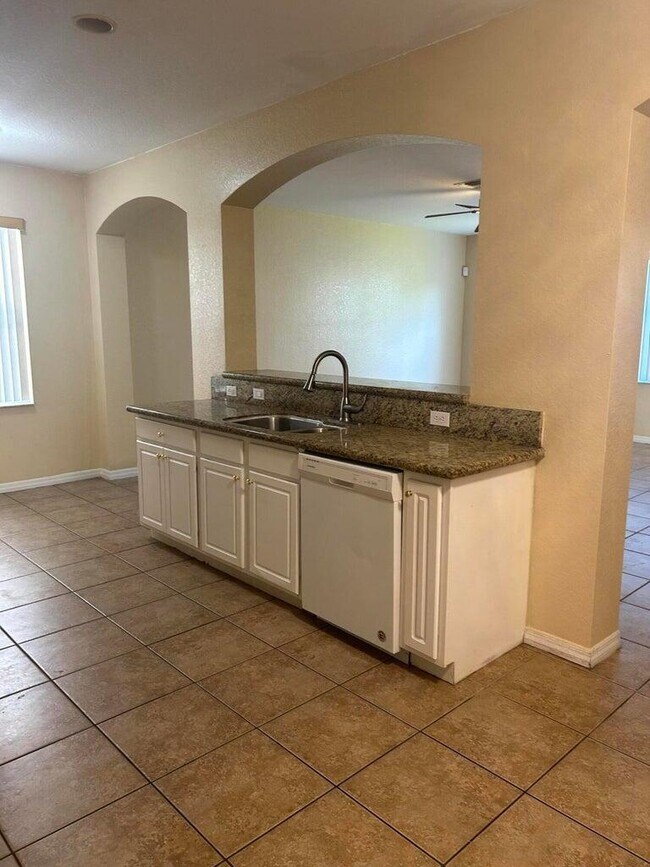 Foto del edificio - 9426 Windrift Cir