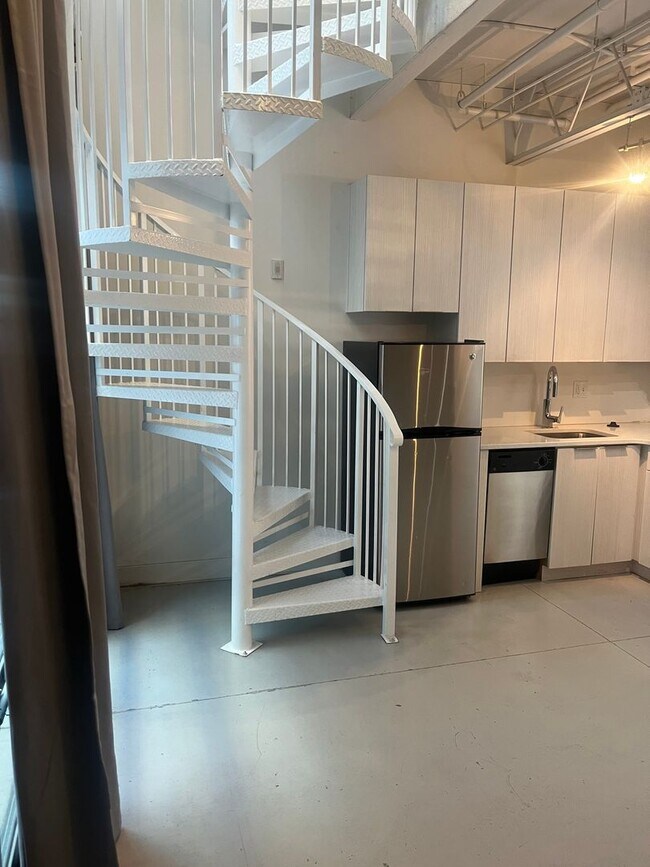 Foto del edificio - Studio Loft in the Heart of Downtown