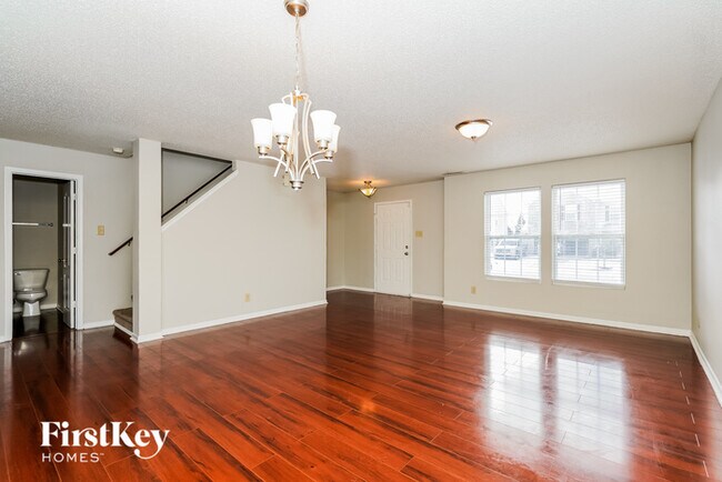 Building Photo - 12710 White Rabbit Dr