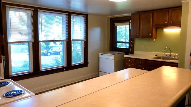View into kitchen & counterspace. - 1321 Highland St